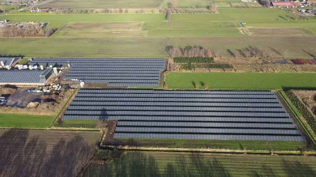 Zonneveld aan de Meikade